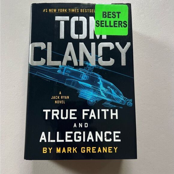 Tom Clancy: True Faith And Allegiance
Book by Mark Greaney - Picture 1 of 5